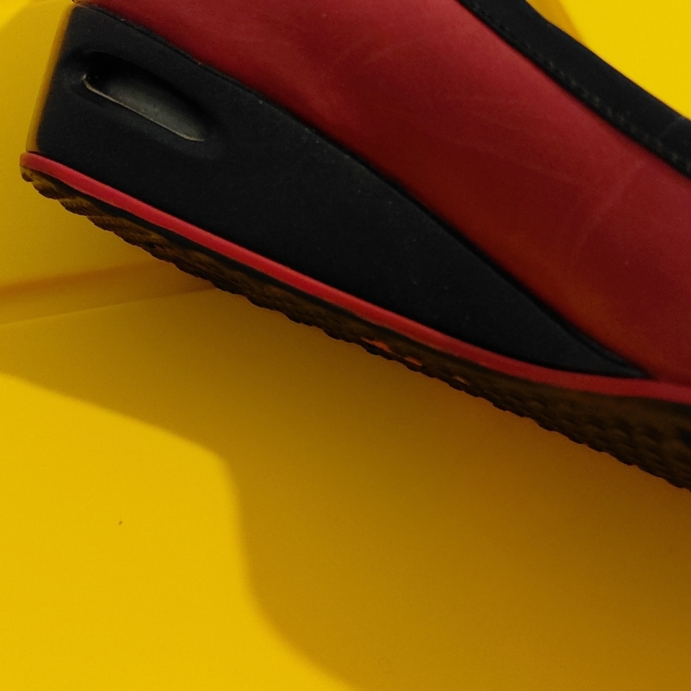 Cole Haan Women's Red and Black Flats - Picture 7 of 10